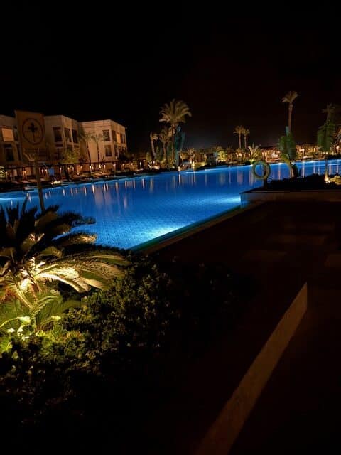 Steigneberger at night